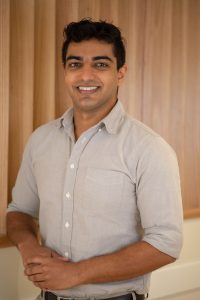 Portrait of Dr Vineet Thomas